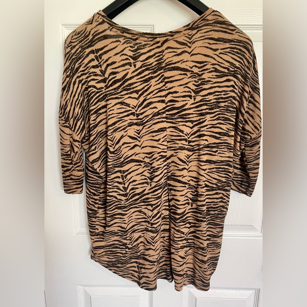 Express Sweater Large - Picture 2 of 3